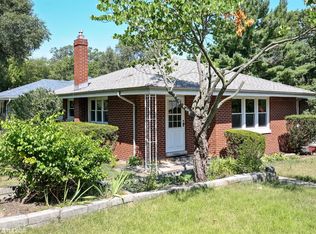 8630 Maple Ave, Gary, IN 46403