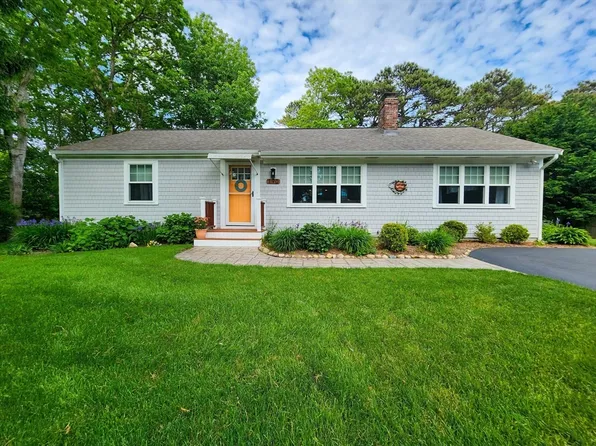 190 Forest Rd, South Yarmouth, MA 02664