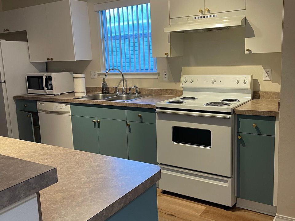 1st image of 1000 Antigua Cir