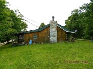 500 Redbud Rd, Irvine, KY 40336