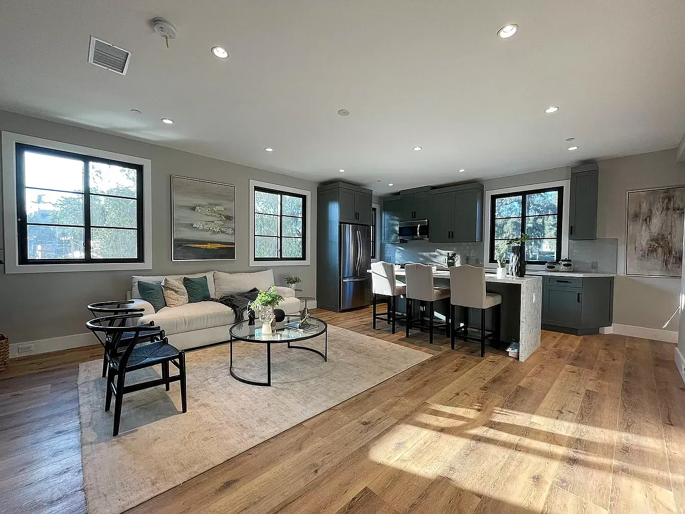 3 bed, 2.5 bath, 1500 sqft, $5,150 — Photo 4
