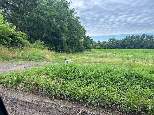 2nd image of Par A 137th Ave