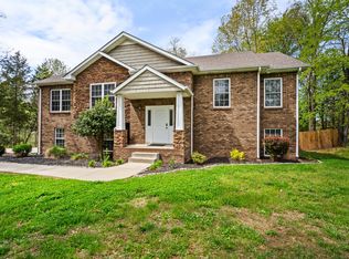 401 Salem Ridge Rd, Clarksville, TN 37040