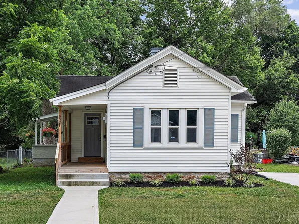 6825 Center St, Cincinnati, OH 45244