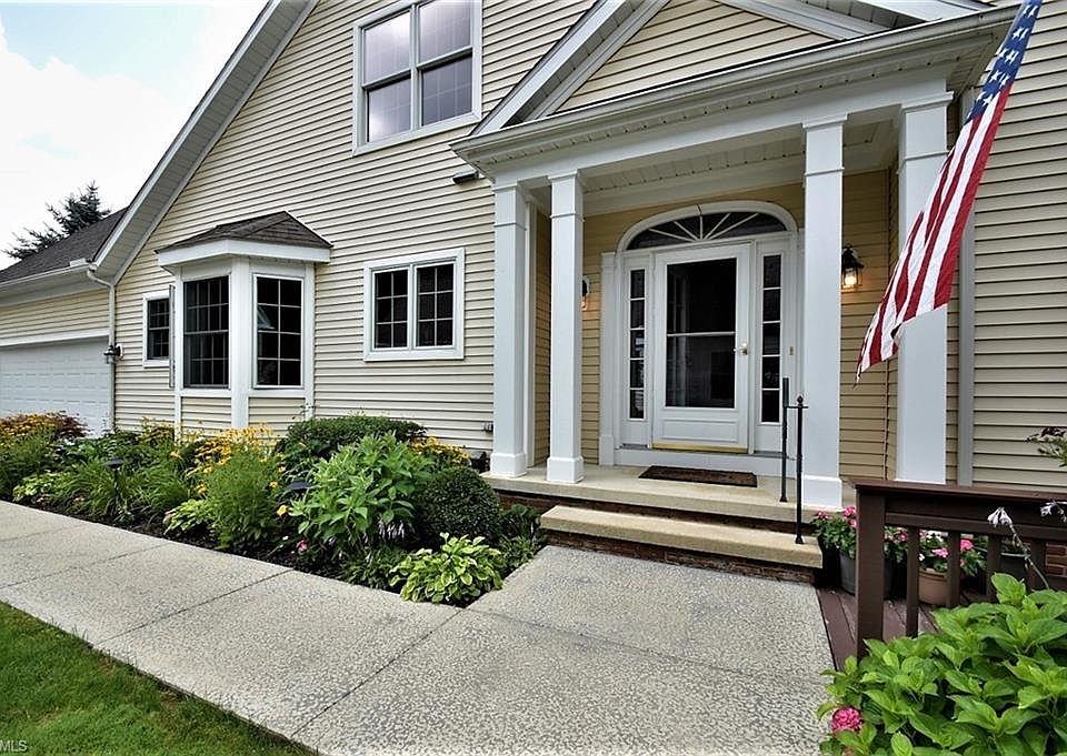 1st image of 16790 Knolls Way