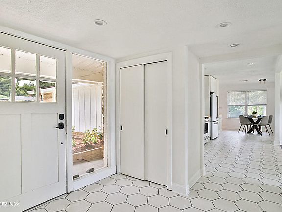 2nd image of 2397 Cedar Shores Cir