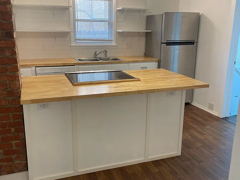 kitchen, cooktop bar, refrigerator, sink, floating shelves, dishwasher