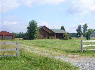 9284 Whitacre Rd, Blanchester, OH 45107