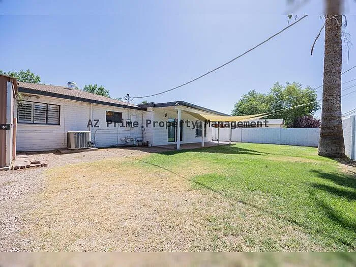 1838 E Hazelwood St — Photo 28
