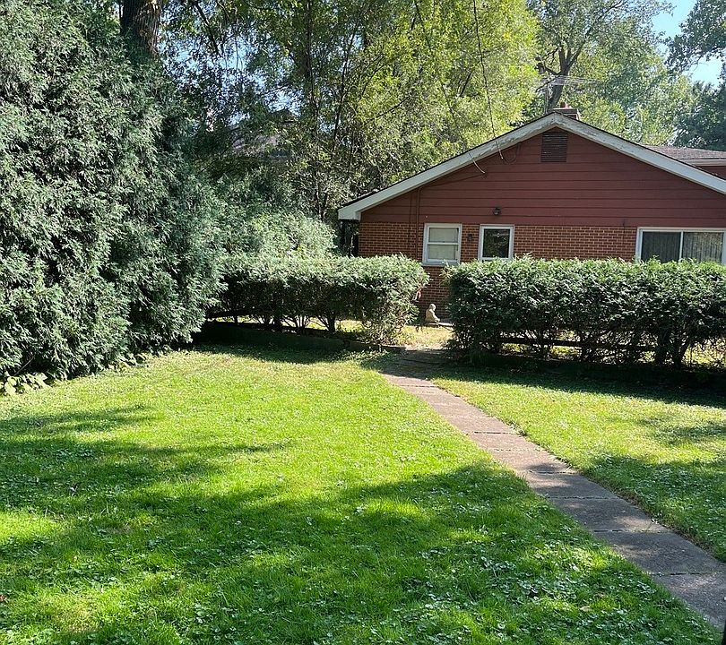 2nd image of 1143 Willow Rd