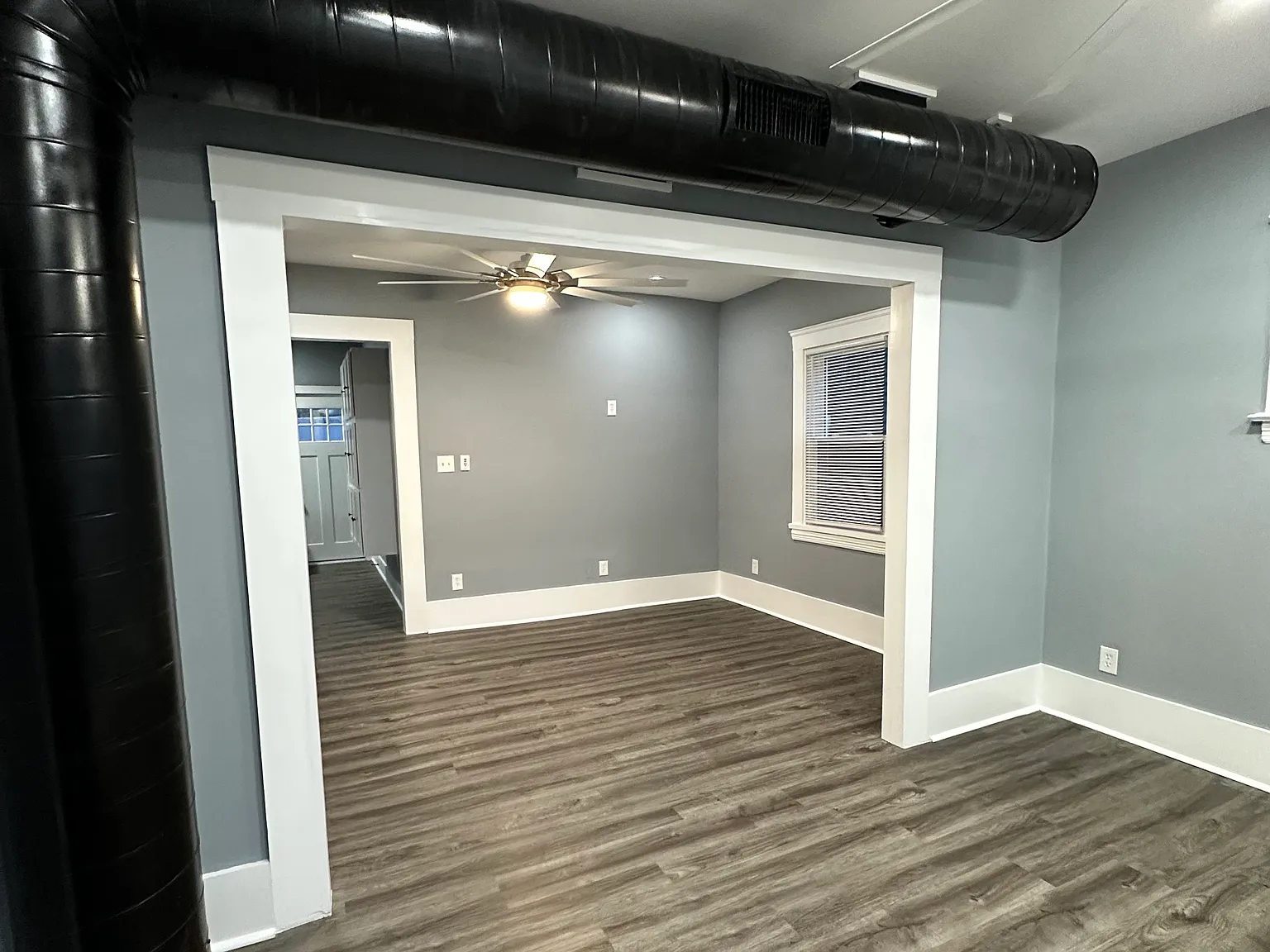 2 bed, 1250 sqft, $1,800 — Photo 3