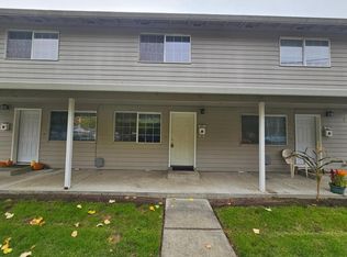 775 Hemlock St APT 2, Longview, WA 98632