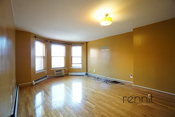 Rented by Rennit Inc. | media 24