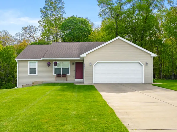 2454 Casper St, Kalamazoo, MI 49048