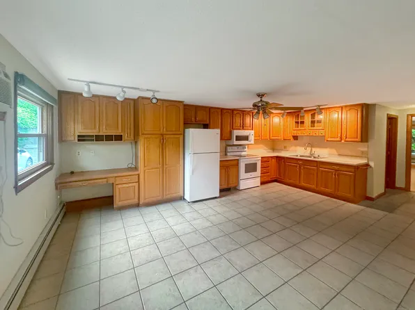 85 Debbie Dr, South Windsor, CT 06074