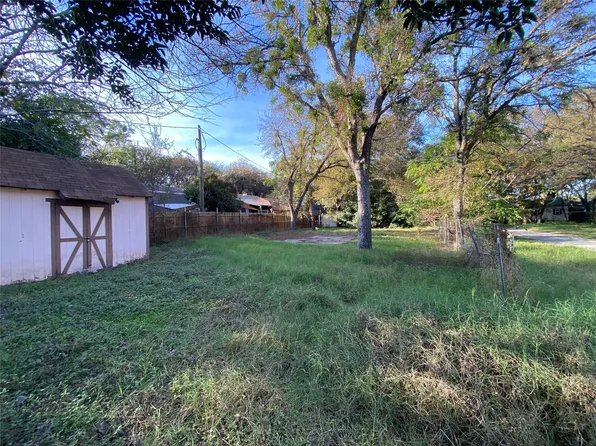 3848 Avra Cir, Granbury, TX 76048