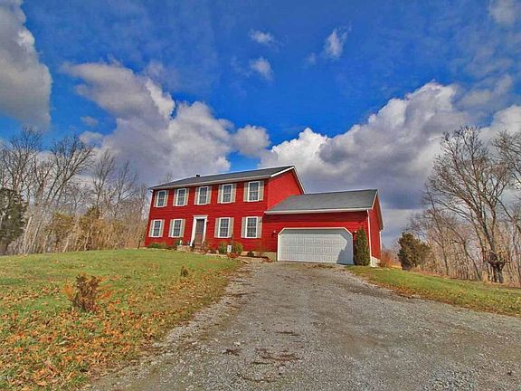 2nd image of 1478 Woods Pike