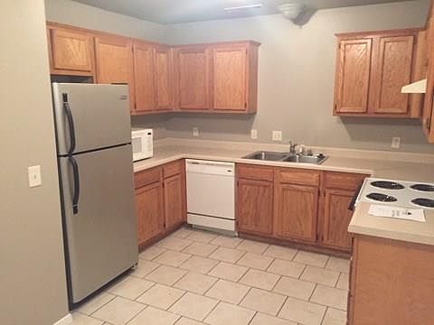 4th image of 1667 E Evalyn Cir