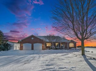 3553 W Parks Rd, Saint Johns, MI 48879