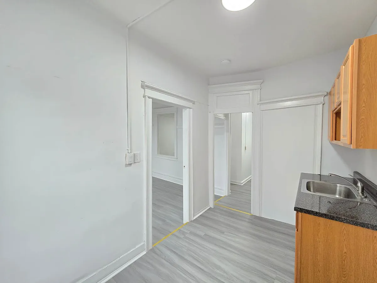 Building Photo - 1654 Sheepshead Bay Rd #3