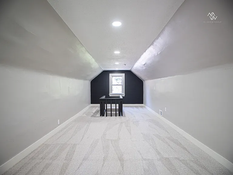 120 N Drury Ave — Photo 8