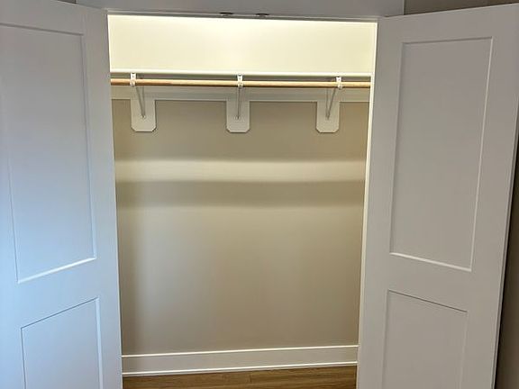 5th image of 4977 W 16th St APT D