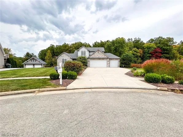 190 Woodland Run, Canfield, OH 44406