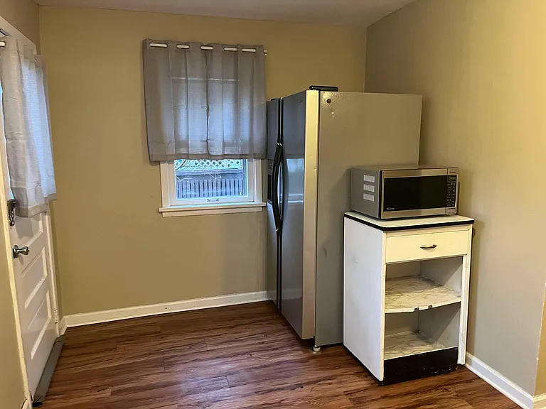 1427 Newman Ave #1427 — Photo 8