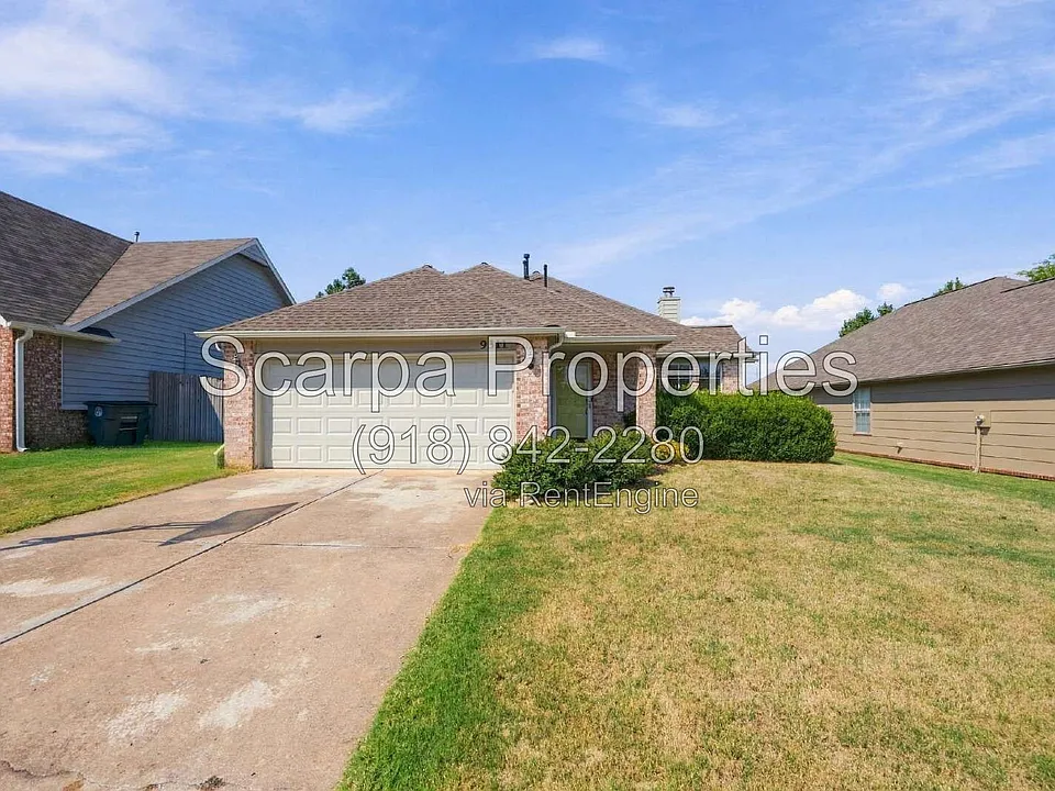 9311 E 95th Pl