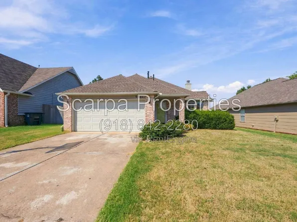 9311 E 95th Pl, Tulsa, OK 74133