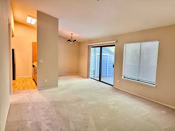 7110 Cross Creek Cir APT D, Dublin, CA 94568