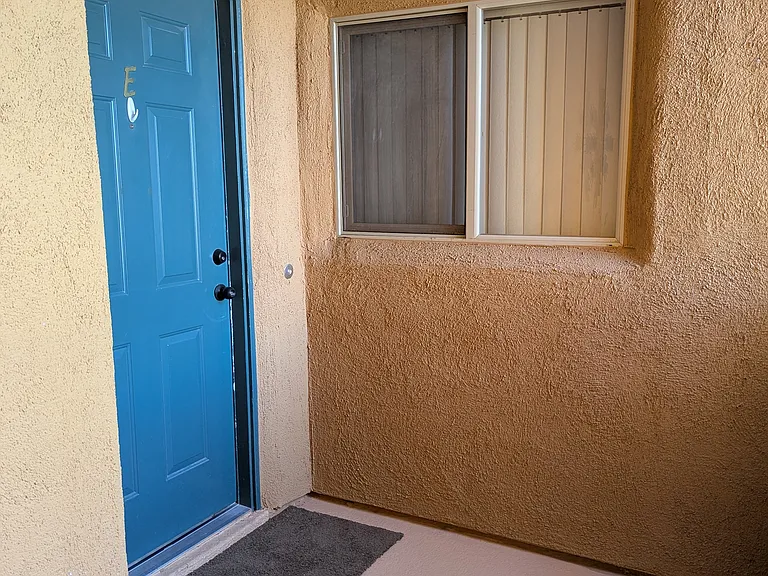 740 Hardy Way #E — Photo 2