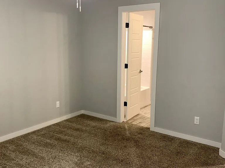 200 Woodbriar Rd — Photo 18