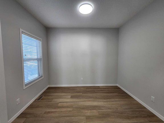 2nd image of 365 Edith Rd NW