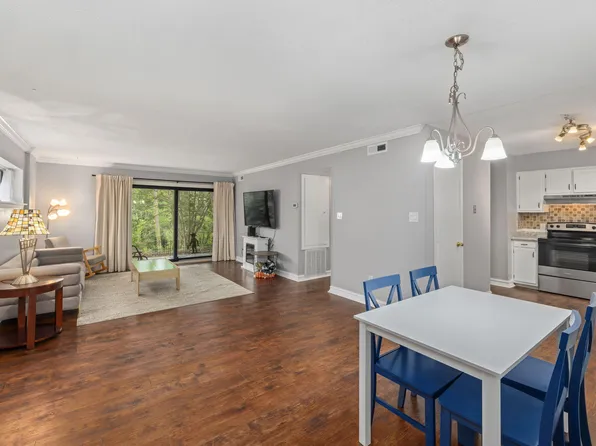 5102 Flint Ridge Pl, Raleigh, NC 27609