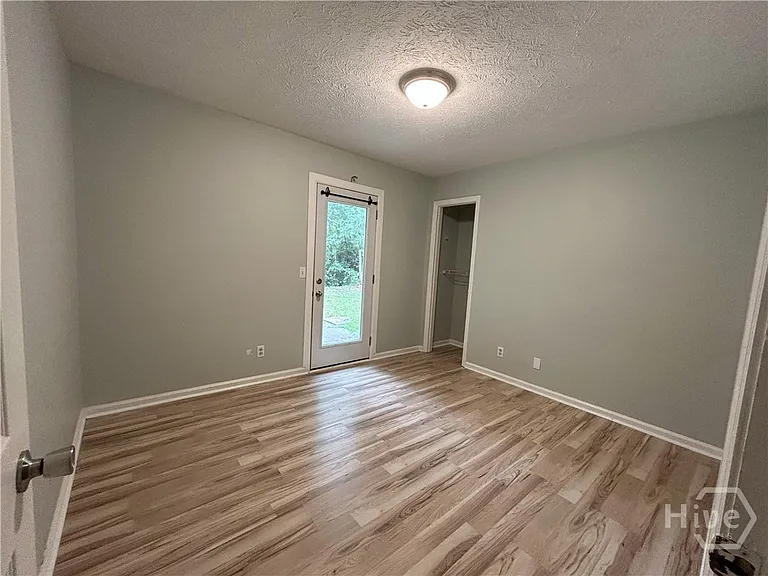137 Ropemaker Ln — Photo 15