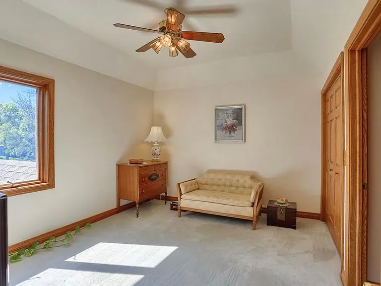 Bentbrook Dr — Photo 34