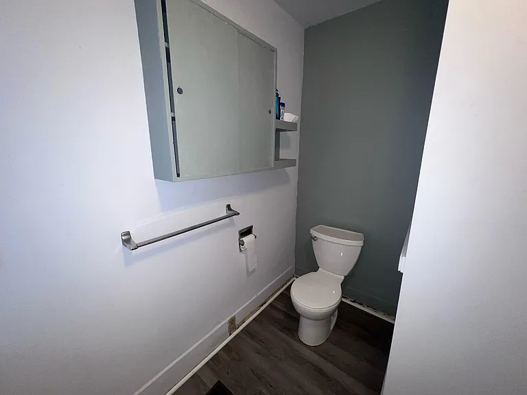 135 N 400 W — Photo 4