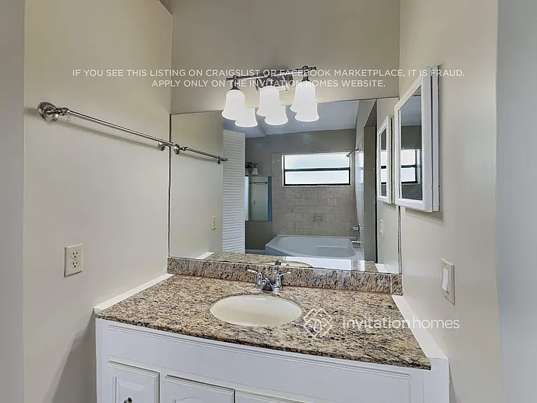 10420 SW 67th St — Photo 12