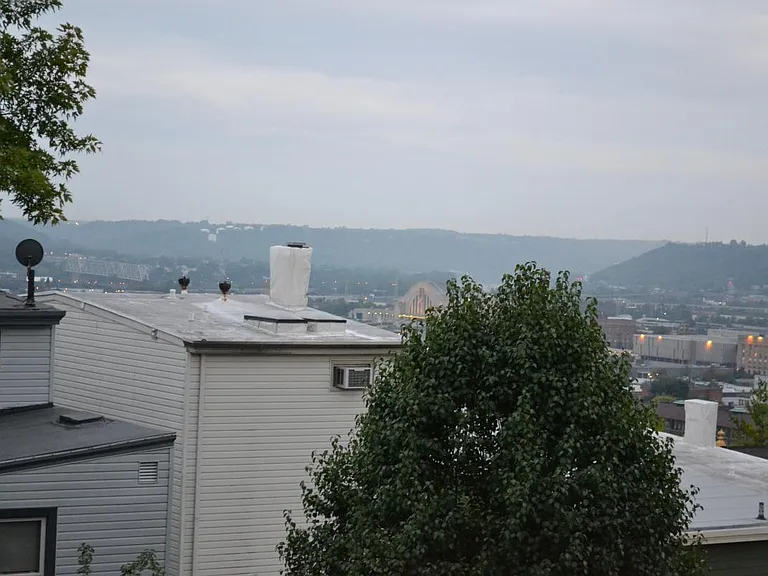 305 Emming St — Photo 25