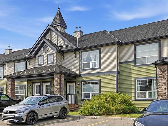 4th image of 140 Sagewood Blvd S #708