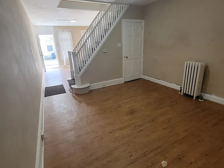 627 Corson St — Photo 18