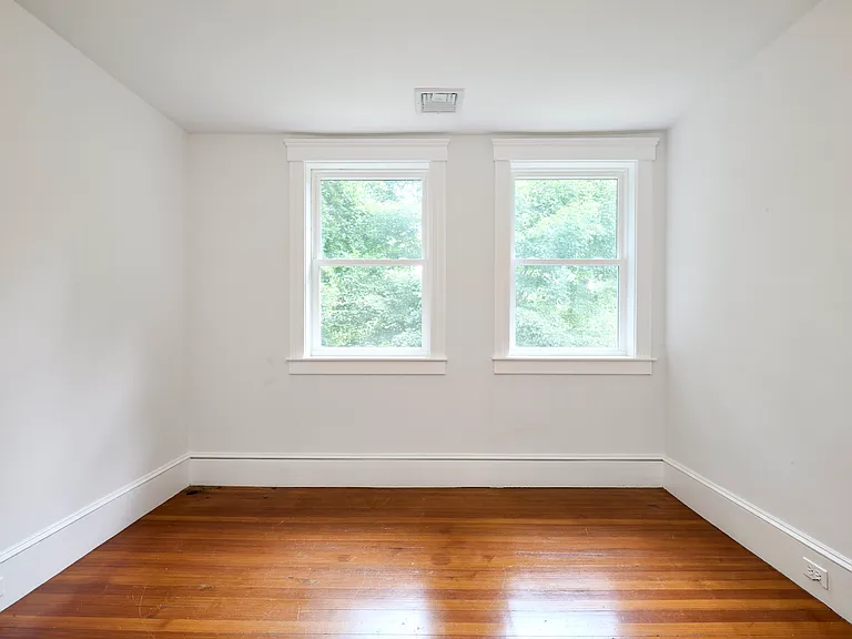 36 Maple Ave #34 — Photo 6