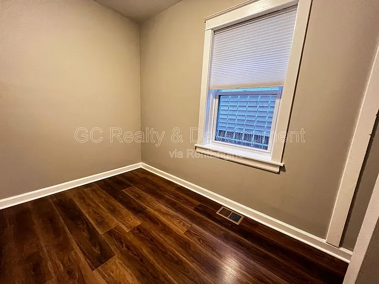 1439 N Artesian Ave #1 — Photo 13