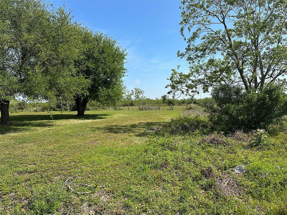 2nd image of LOT 302 Bahama Ln Lot 302