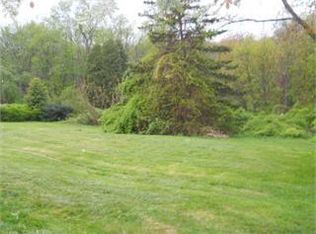 221 North St, Hebron, CT 06248