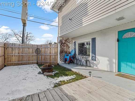 5th image of 6997 Lakeshore Rd