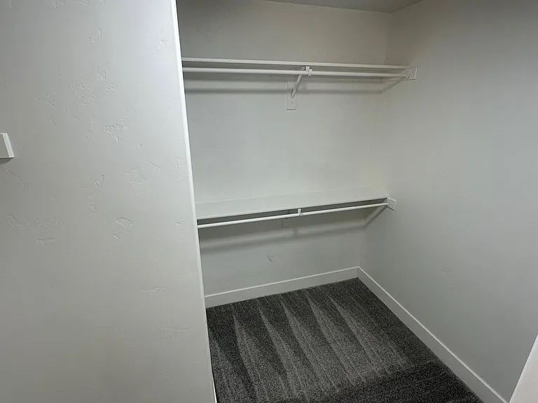 4433 W Mankato St — Photo 5