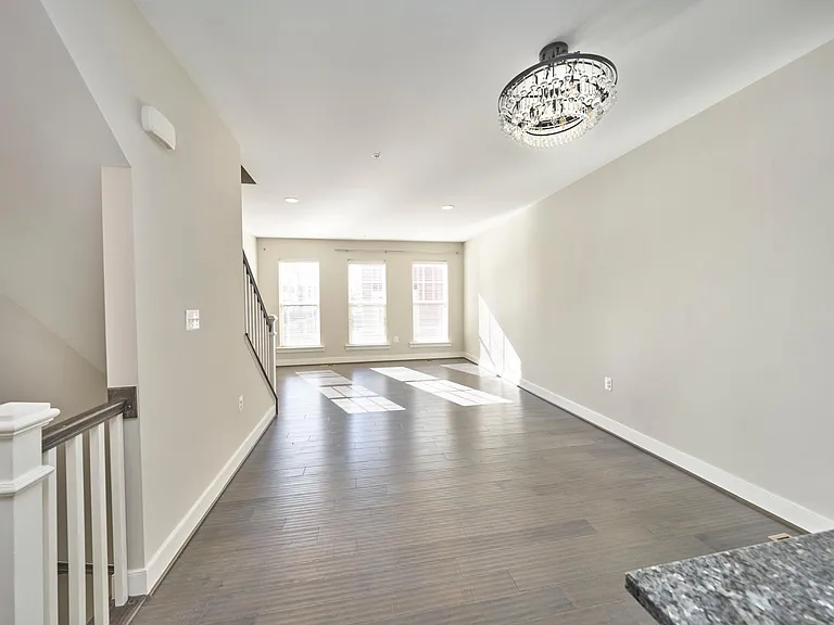 256 Bluemont Branch Ter SE — Photo 46