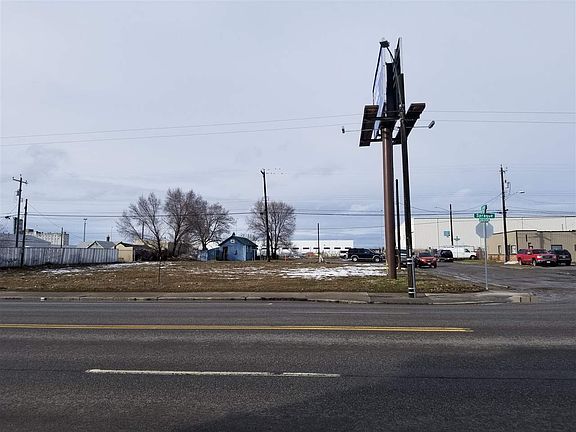 5th image of 2629 E Sprague Ave